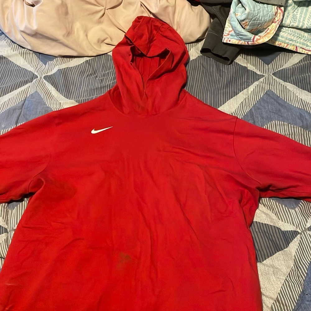 Nike large basketball warmup short sleeve hoodie